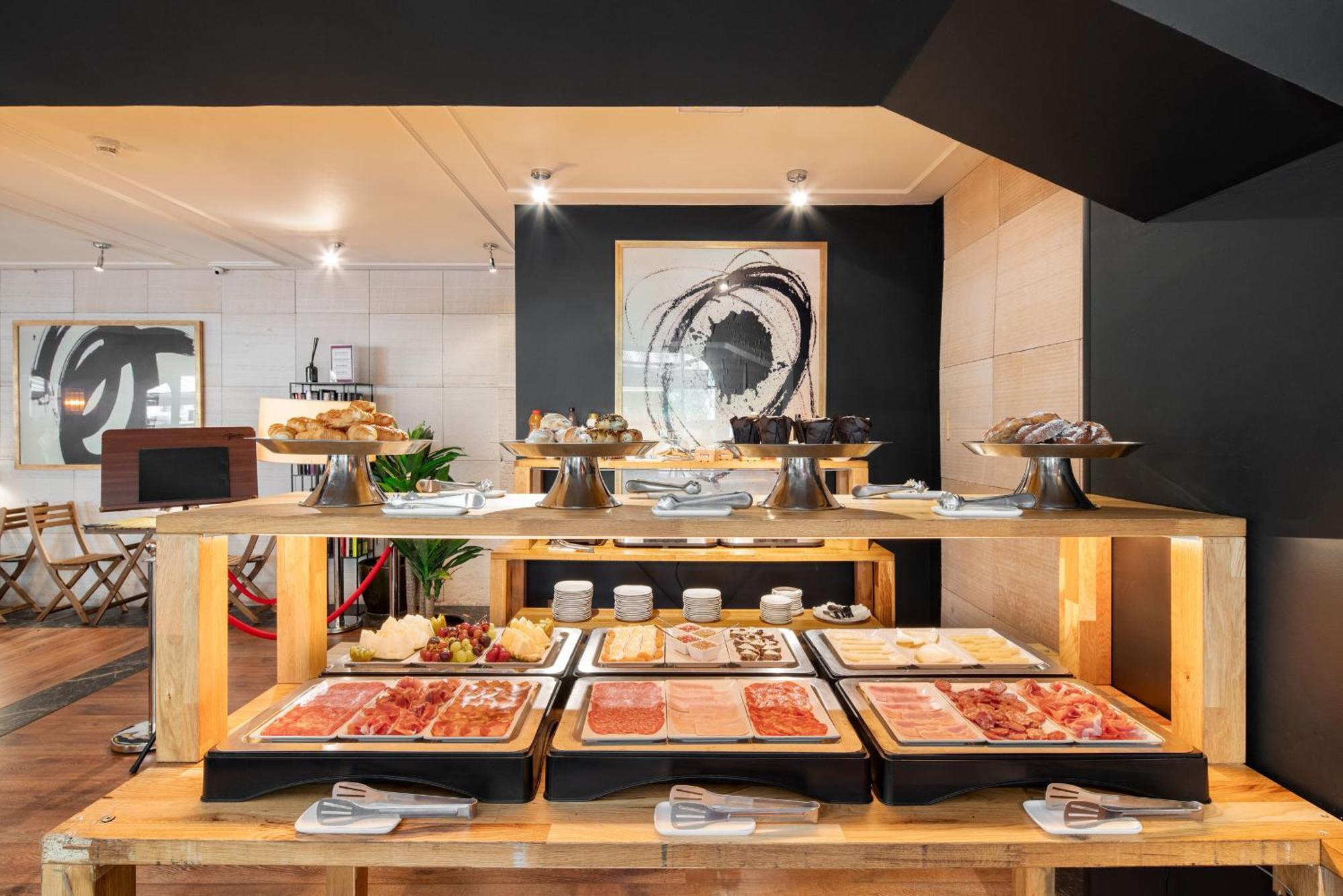 Hotel La Franca Travellers Adults Only Barcellona Esterno foto