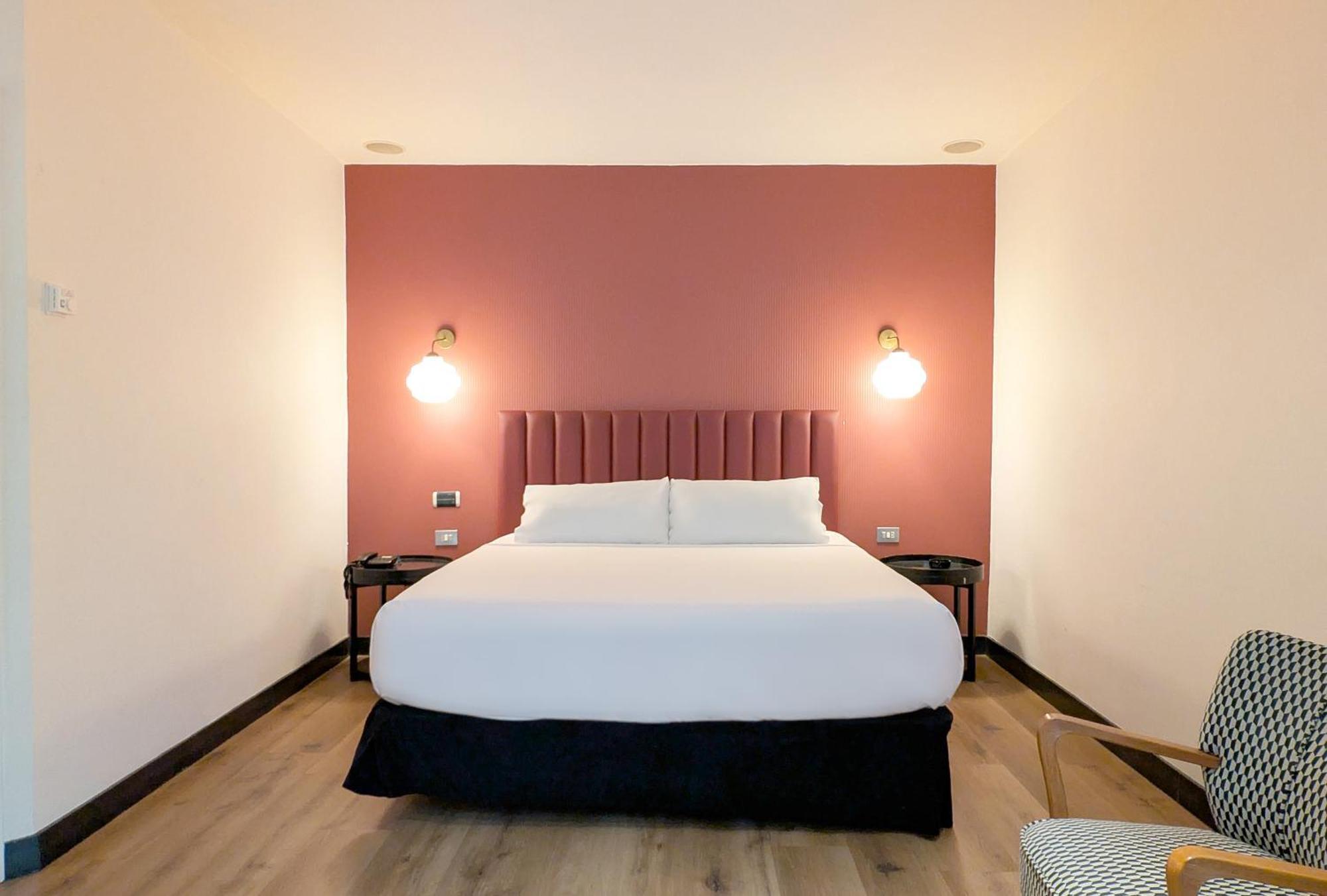 Hotel La Franca Travellers Adults Only Barcellona Esterno foto